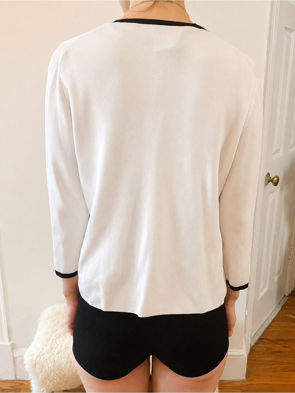 Vintage Shego’s White + Black Trim 3/4 Sleeve V Neck Cardigan Sweater Fit S M L - Picture 6 of 16